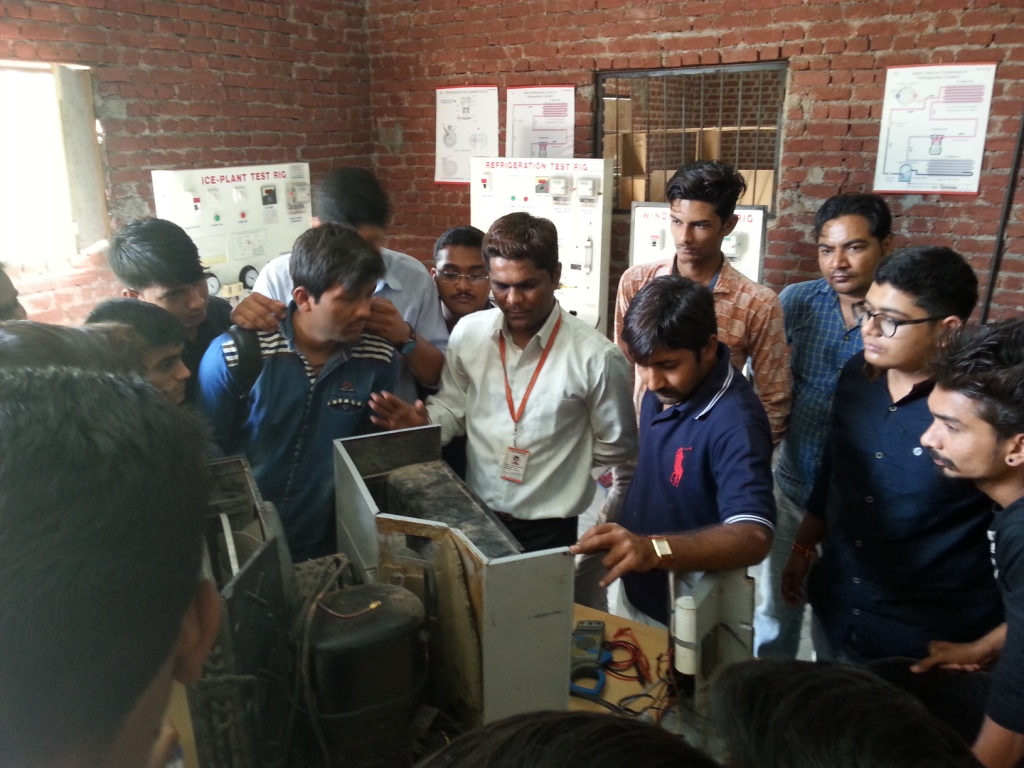 Academic Workshop – Refrigeration & Air conditioning – by Department of Mechanical Engineering – 2nd March, 2017 – School of Engineering and Applied Science.